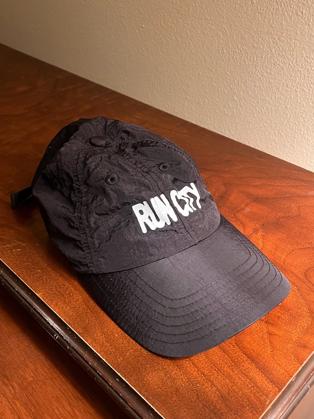 Bandit RUN CITY Black Running Hat